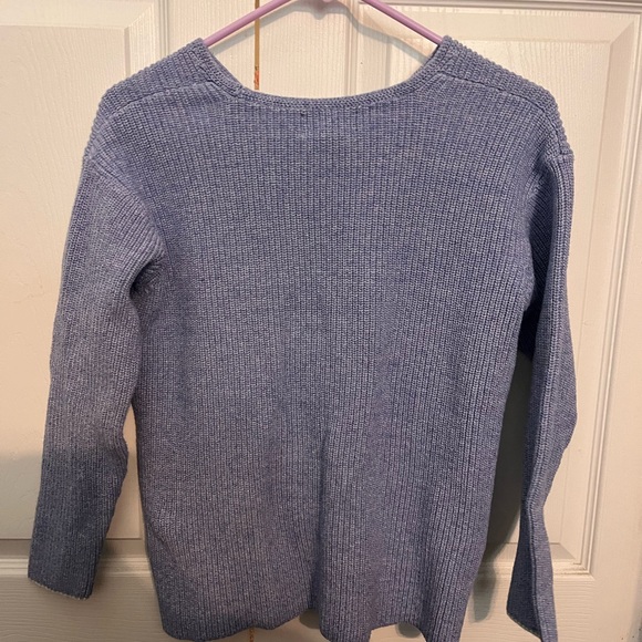 Lands' End Women's Light Blue V-Neck Sweater - Picture 3 of 3